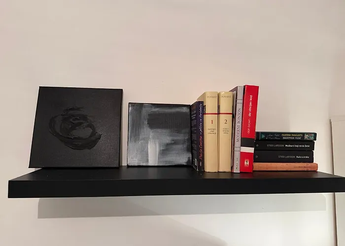 Pula Stay Apartman *